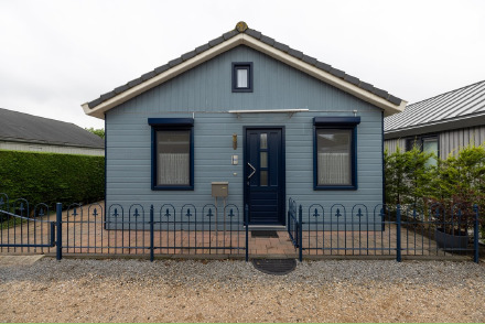 Chalet Wilgenroos op waterrijk park De Groote Vliet voor 4 personen HW010