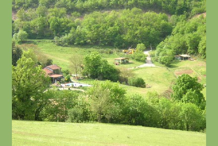 Kamperen op de boerderijcamping Les Therondels HW140